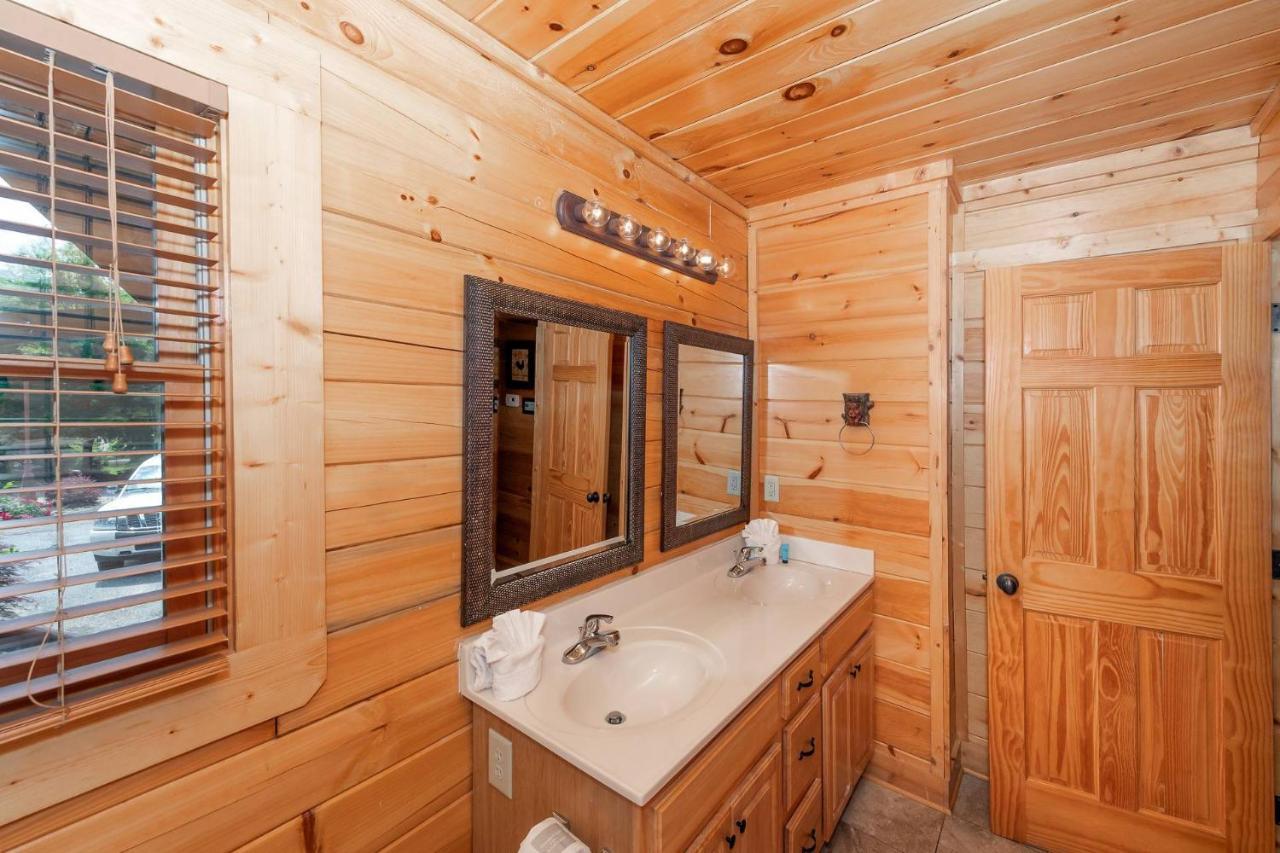 Mountain Creek Lodge Pigeon Forge Extérieur photo