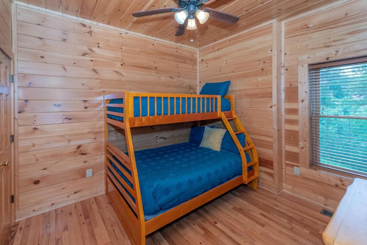 Mountain Creek Lodge Pigeon Forge Extérieur photo