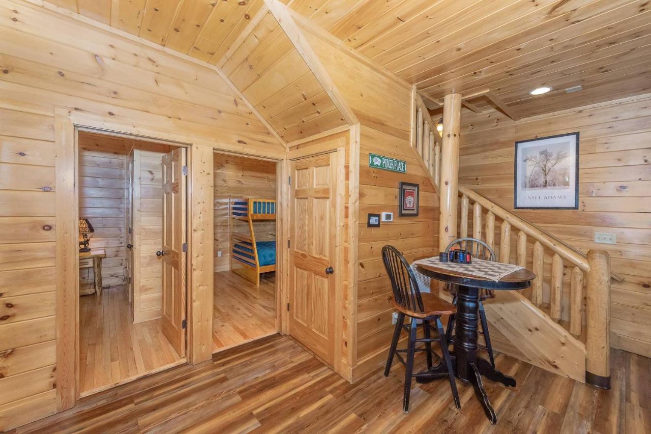 Mountain Creek Lodge Pigeon Forge Extérieur photo